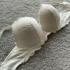 Aerie push-up bra in ivory size 34DD